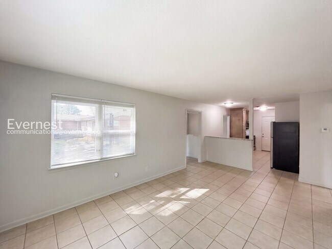 Foto del edificio - 1416 Moss Point Dr