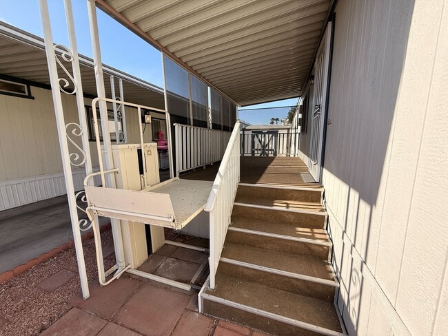 Foto del edificio - 3601 E Wyoming Ave