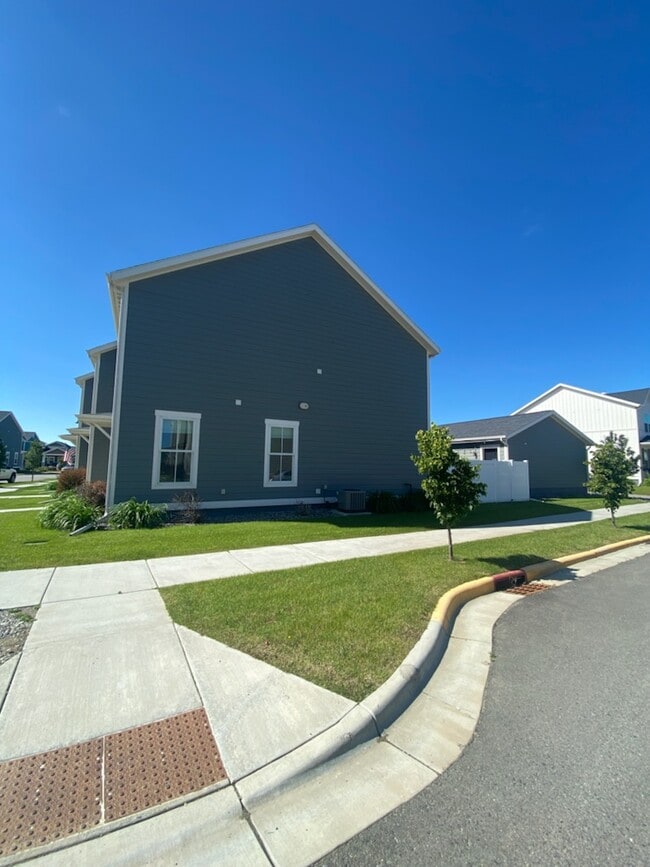 Building Photo - 1730 Walter Creek Blvd