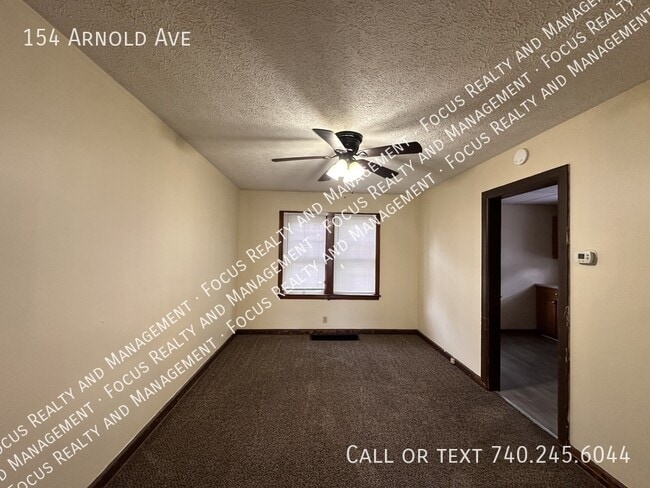 Foto del edificio - 154 Arnold Ave