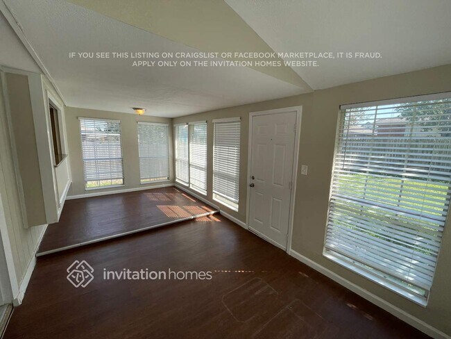 Building Photo - 1616 Barclay Dr