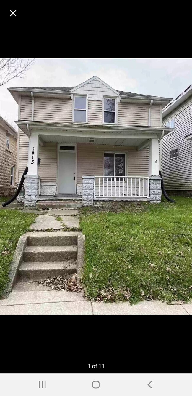 Building Photo - 1413 W 4th St