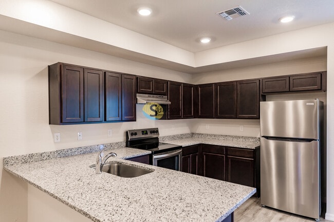 Building Photo - 12225 Tetzel Ave