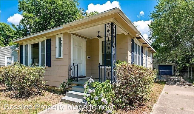Building Photo - 3 br, 1 bath House - 223 Pennsylvania Avenue
