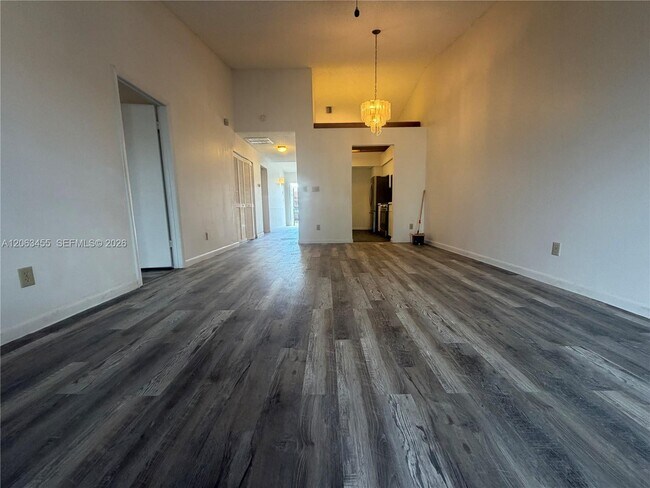 Foto del edificio - 1172 NW 122nd Terrace