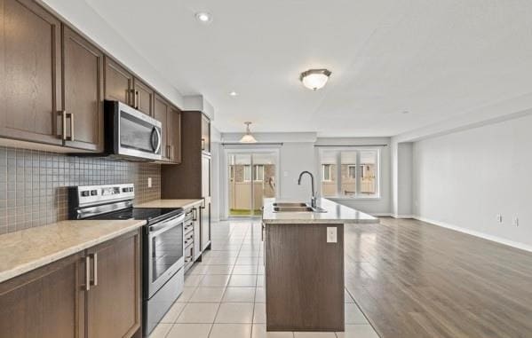 Building Photo - 7765 Redbud Ln