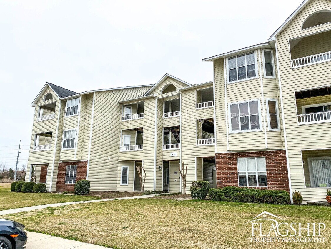 Foto principal - 531-B Spring Forest Rd