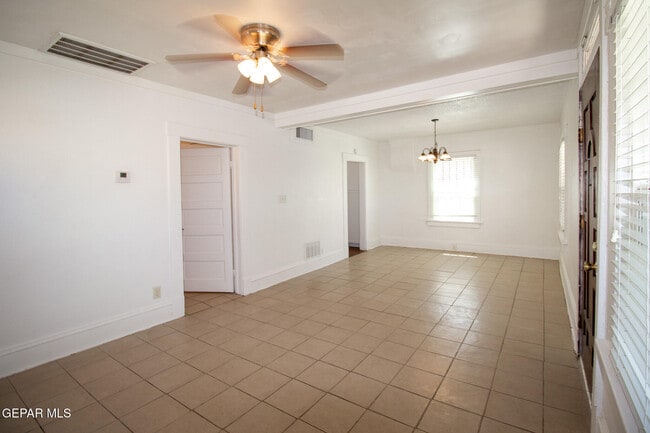 Building Photo - 3510 Porter Ave