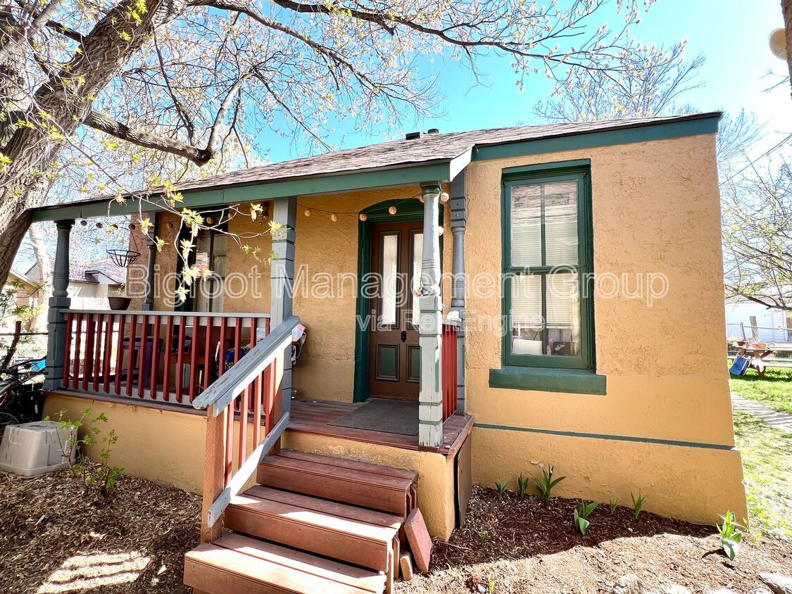 Primary Photo - 721 11th Ave
