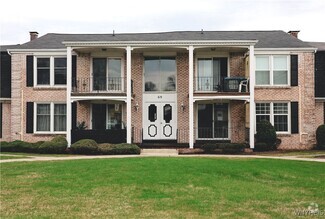 Building Photo - 69 Henel Ave