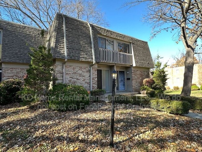 Building Photo - 1708 E 97th St