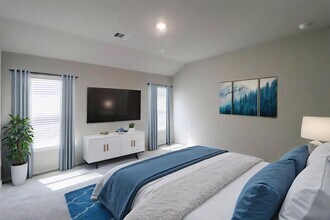 Building Photo - 17327 Ridge Dr