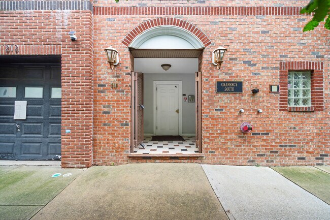 Foto del edificio - 214 Jackson St