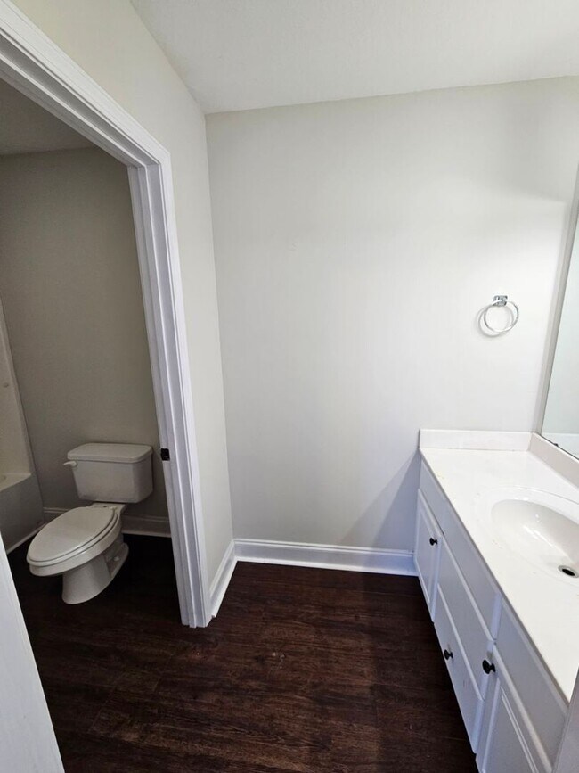 Foto del edificio - 3-Bedroom Home in the Heart of Cookeville – Available Now!