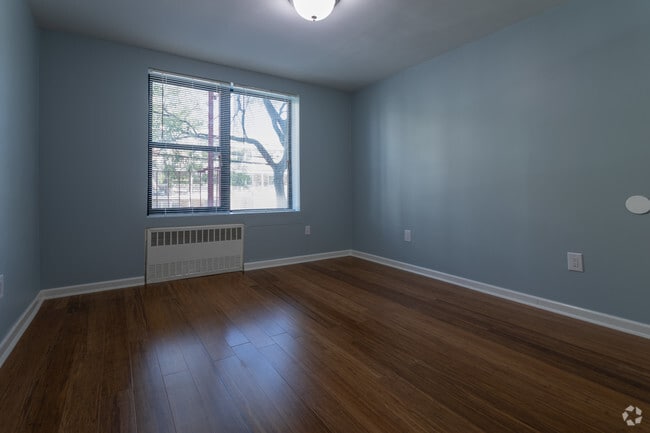 Habitación - 94-25 57th Ave
