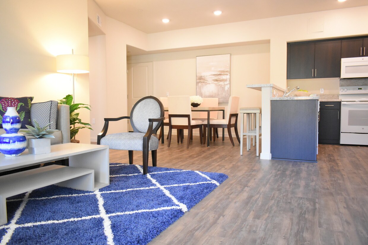 The Vines On 80 Apartments 3950 Business Center Dr Fairfield, CA