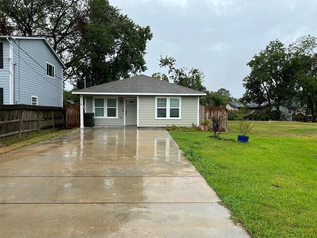 Foto del edificio - 4114 Brown St