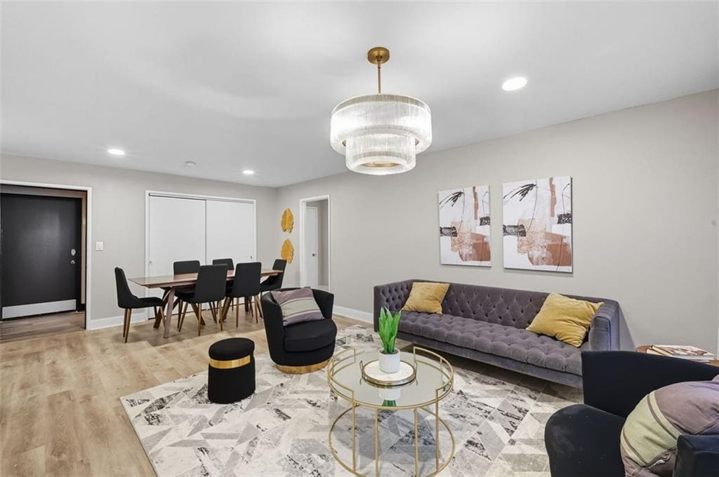 Foto principal - 3645 Peachtree Rd NE
