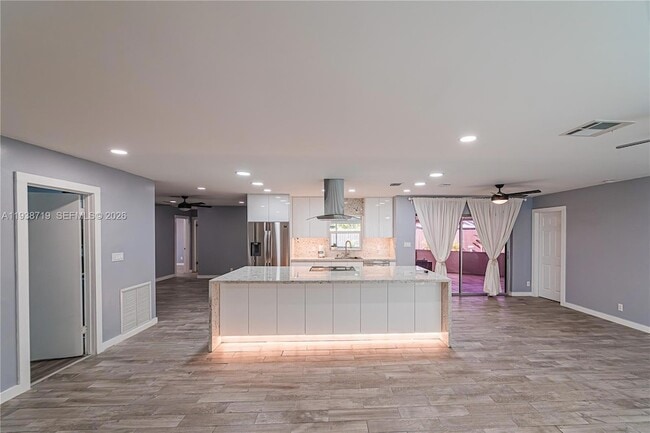 Photo - 8107 NW 74th Ave House