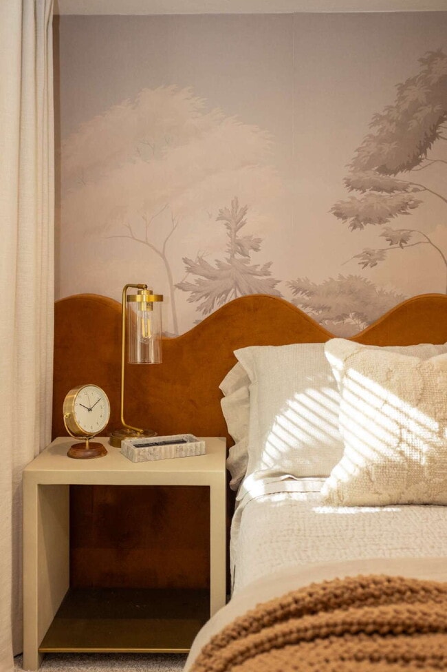 Building Photo - 300 Inca St