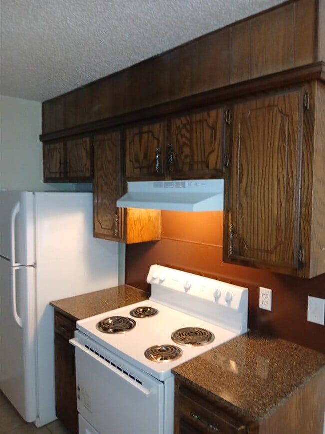 Foto del edificio - 2111 NW Lindy Ave