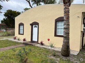 Building Photo - 1442 NW 61st St