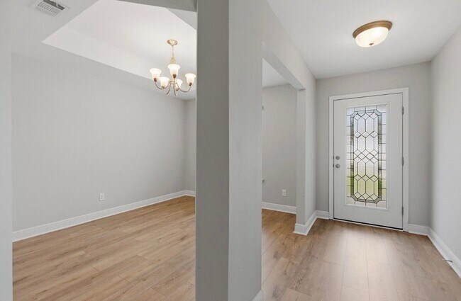 Foto del edificio - 5093 Carley Ct