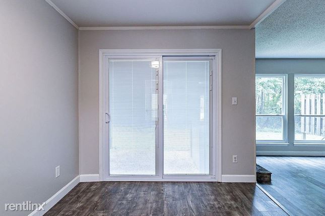 Foto del edificio - 3 br, 2 bath House - 6362 Hawthorne Terrace
