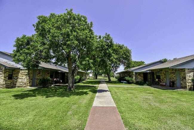 Building Photo - 138 Sandpiper Cir