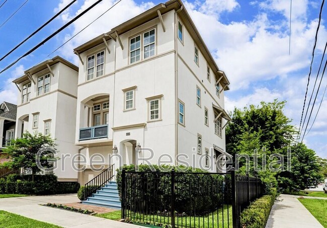 Building Photo - 1539 Beall St