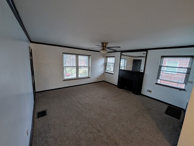 Foto del edificio - 722 Kenwick Rd