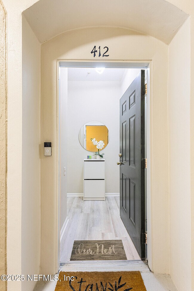 Foto del edificio - 7990 Baymeadows Rd