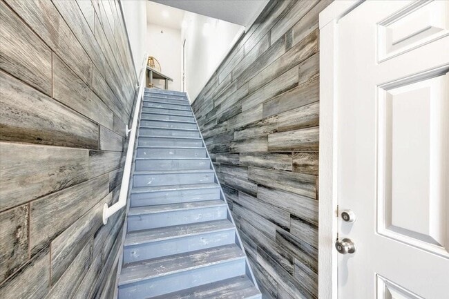 Building Photo - 1414 Veranda Mist