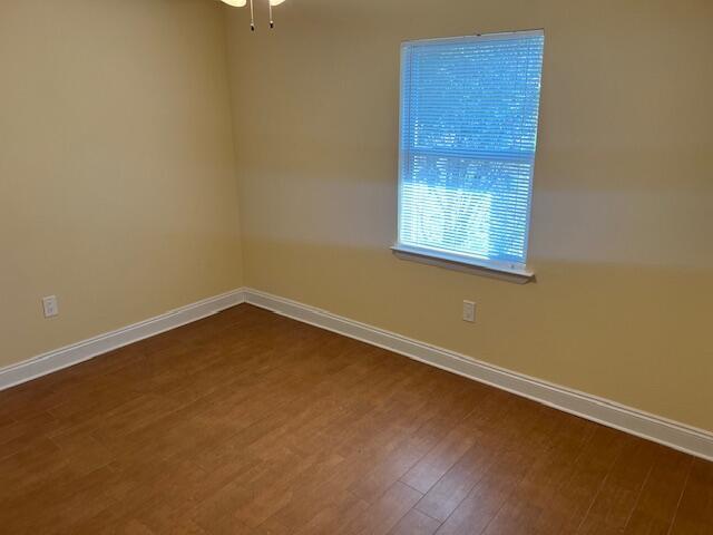 Foto del edificio - 806 Fairview Dr