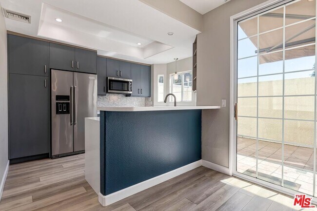 Foto del edificio - 2333 Oak St