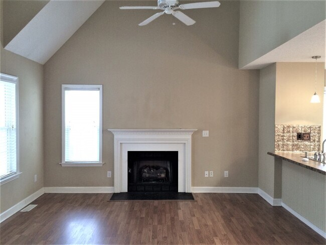 Foto del edificio - 5420 Springhouse Farm Road