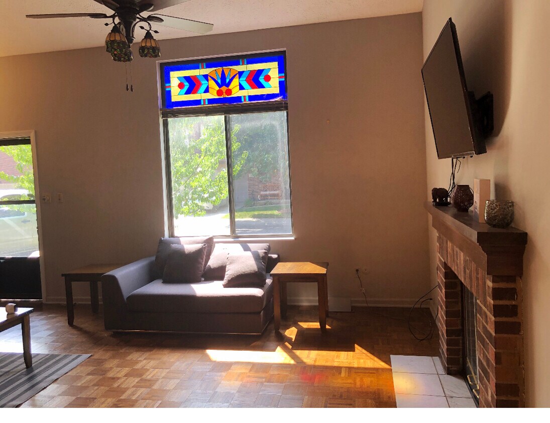 Foto del edificio - 457 E Arch St