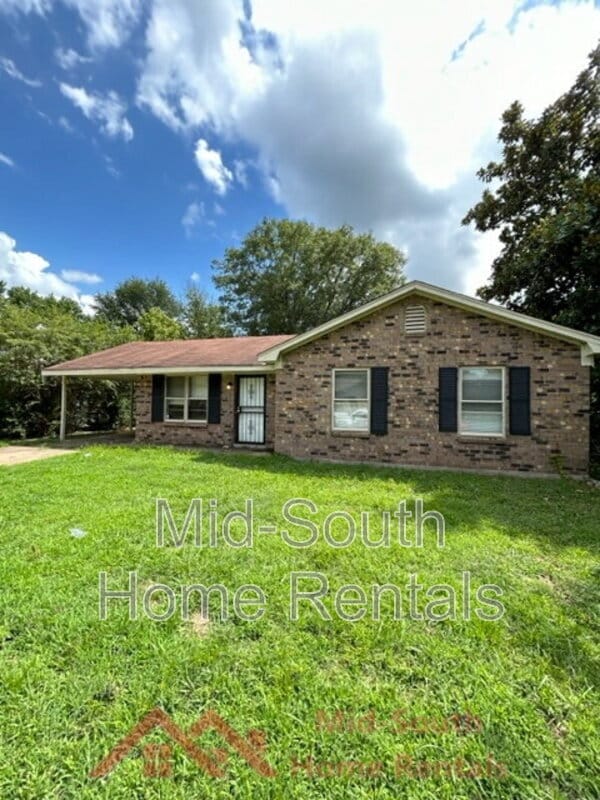 Building Photo - 815 Carol Ann Cove