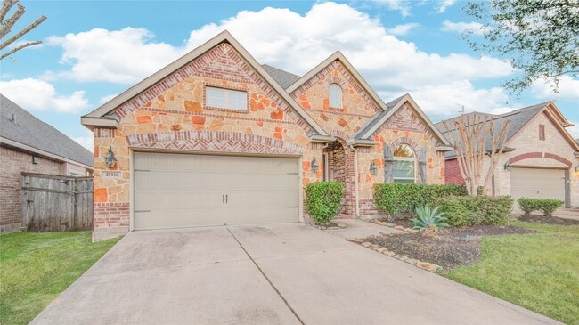 Building Photo - 27330 Aspen Falls Ln