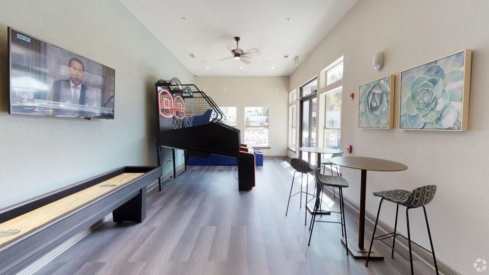 Photo - Landmark Apartments- AL