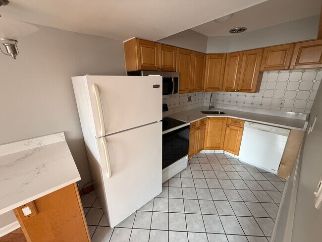 Foto del edificio - 744 W Gordon Terrace