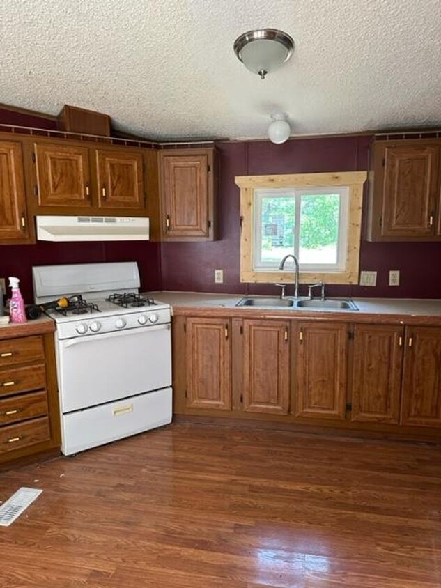 Foto principal - 3 Bedroom 2 Bath Single Family - Cushing, MN