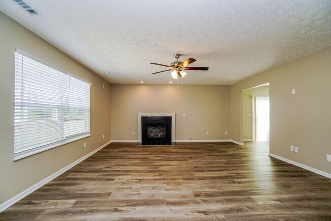Building Photo - 5813 Lonerise Ln