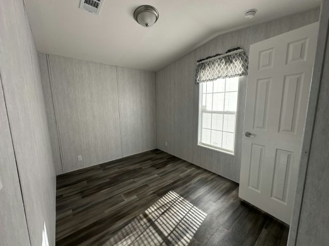 Foto del edificio - 1591 Semon Dr