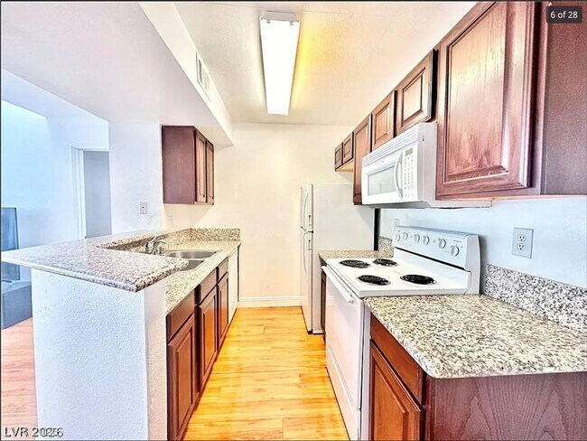 Foto del edificio - 5150 S Jones Blvd