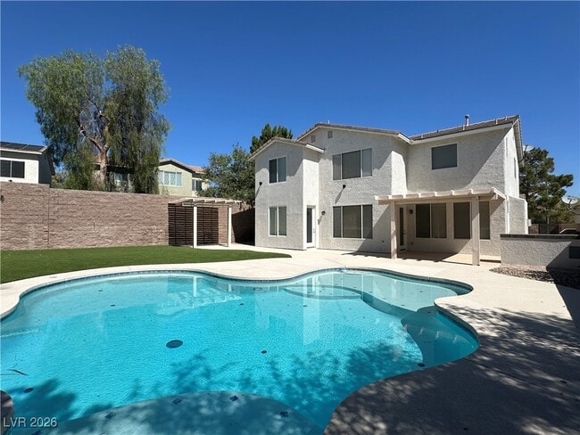 Foto del edificio - 2385 Quintet Ave