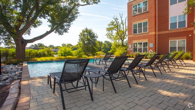 Piscina - Covepointe at the Landings