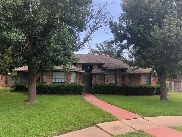 Primary Photo - 2514 Pebblestone Dr