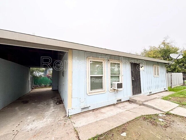 Foto del edificio - 641 M St