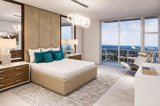 Building Photo - 220 Lake Shore Dr